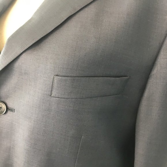 Vintage Valentino Navy Blazer Like-New 100% Wool - Picture 4 of 13